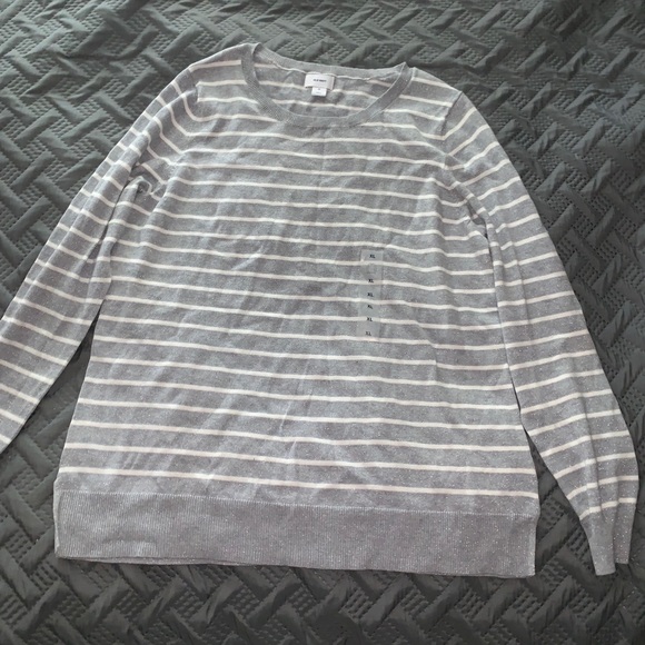 Shirt - Picture 1 of 3